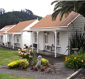 Coromandel Colonial Cottages Motel