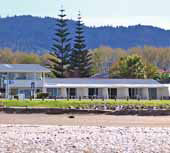 Baileys Beachfront Motel